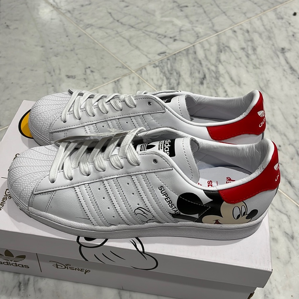 Adidas Disney X Superstar Mickey Mouse sneakers, size 7